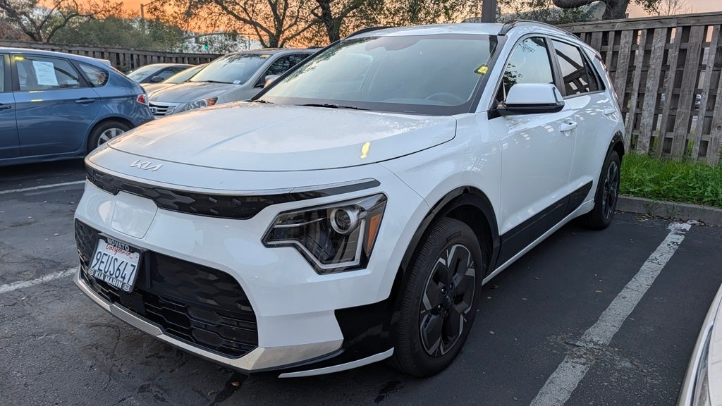 2023 Kia Niro EV Wind