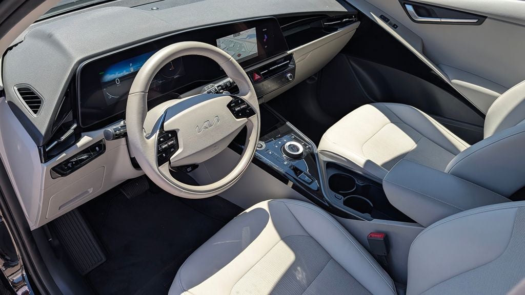 Used 2023 Kia Niro Wind with VIN KNDCR3L19P5042608 for sale in Novato, CA