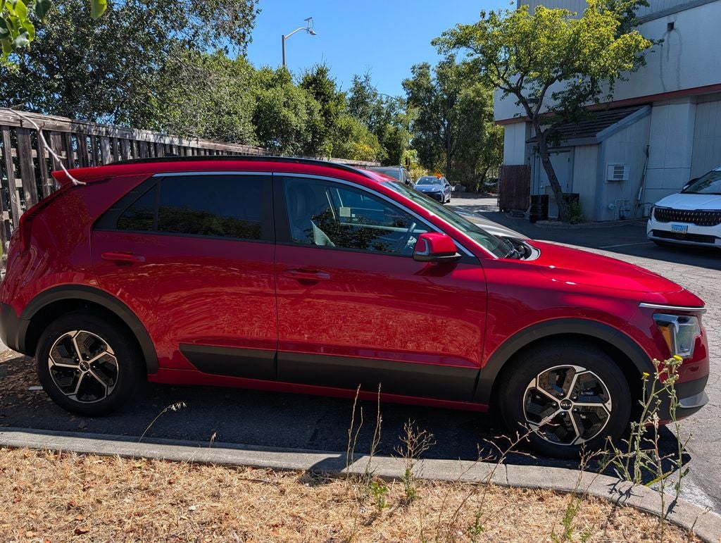 2024 Kia Niro EX