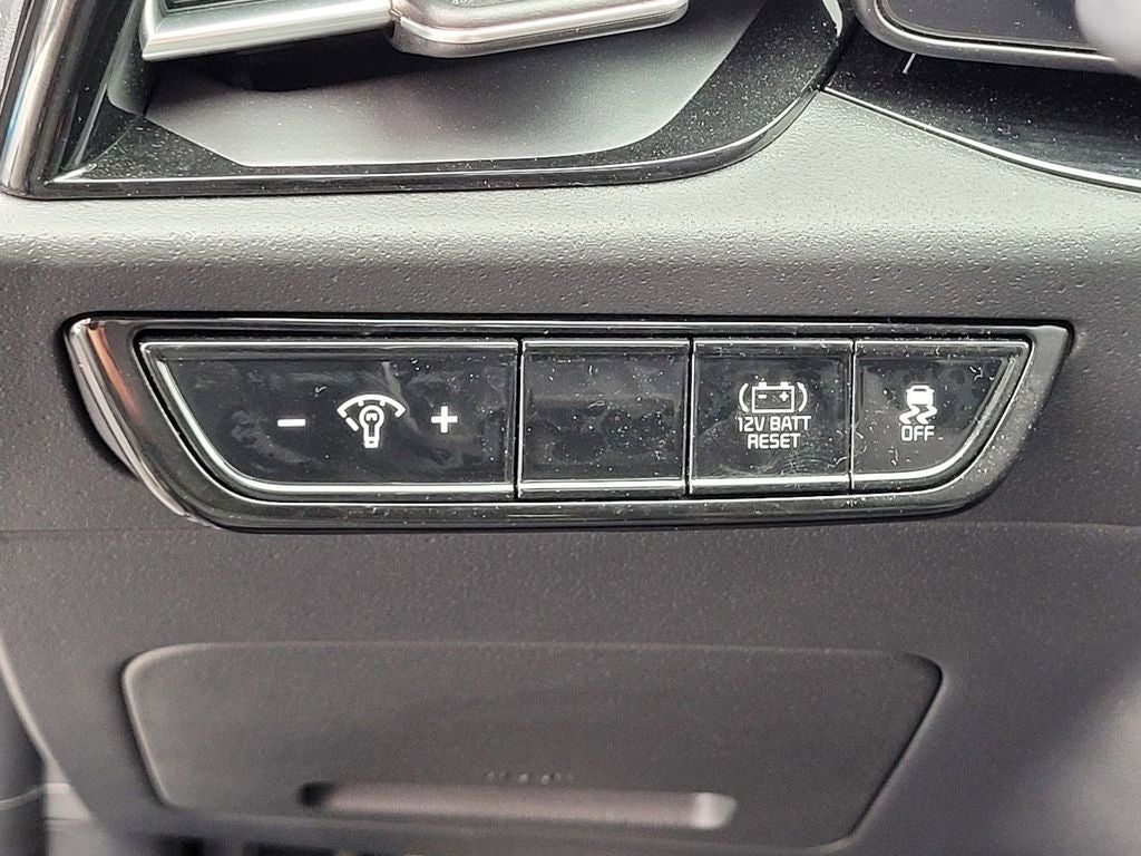 2024 Kia Niro EX Touring