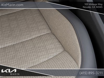 2025 Kia Niro SX Touring