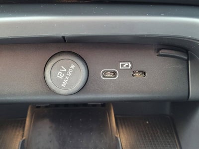 2023 Volvo C40 Recharge Pure Electric Twin Plus