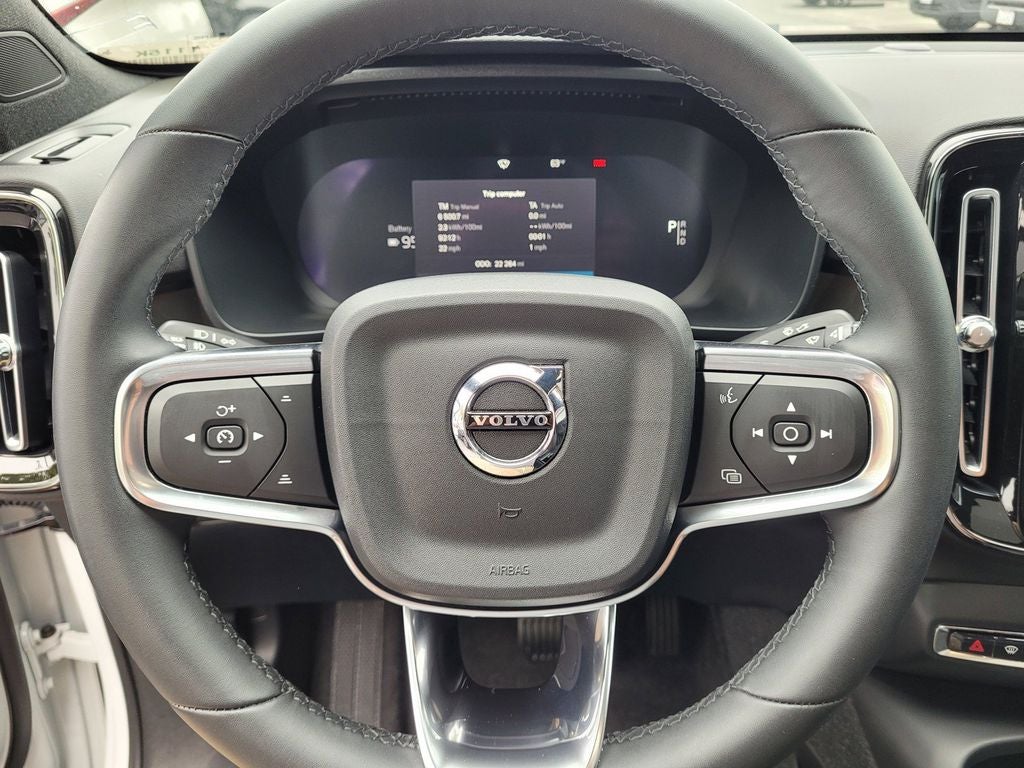 2023 Volvo C40 Recharge Pure Electric Twin Plus