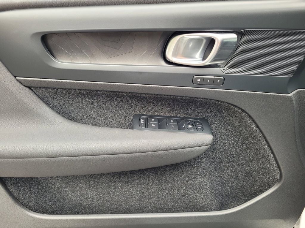 2023 Volvo C40 Recharge Pure Electric Twin Plus