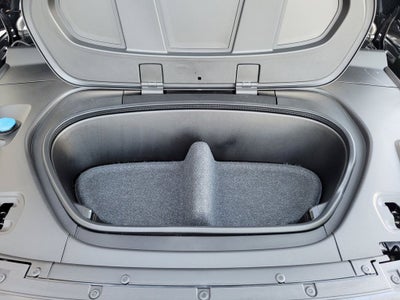 2025 Volvo EX40 Twin Motor Core